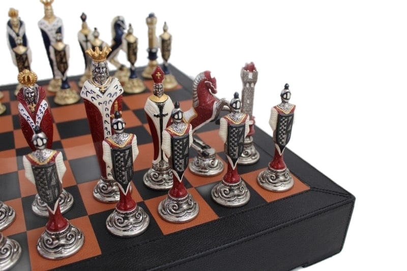 Großes Schachspiel Italienische Renaissance & Schachbrett aus Leder mit Aufbewahrung – Bild 3