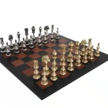 Schachspiel Grand Oriental aus massivem Messing & Schachbrett aus echtem Leder