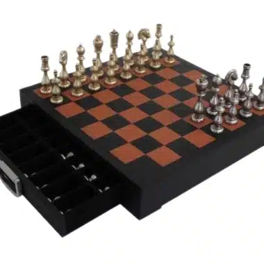 Großes Schachspiel aus Metall & Echtes Leder-Schachbrett mit Aufbewahrungsschublade