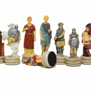 Alternative view of Schachspiel Eroberung von Griechenland durch Rom aus Harz & Schachbrett aus Kunstleder Bordeaux und Gold