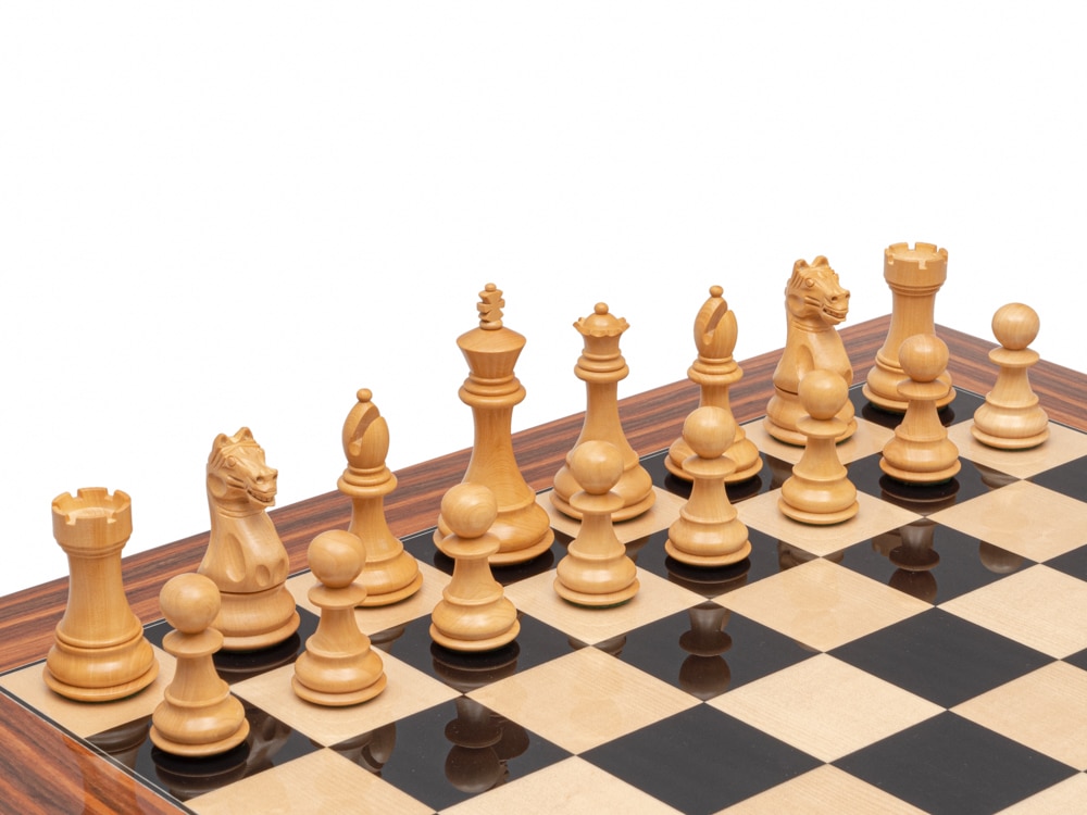 Großes Schachspiel Ritter Schwarz aus Ebonisierten Buchsbaum & Schachbrett aus schwarzem Anigreholz und lackiertem Ahorn – Bild 5