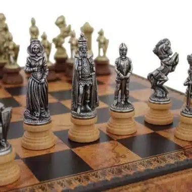 Alternative view of Mary Stuart Schachspiel - Schachbrett, Dame und Backgammon aus Kunstleder mit Aufbewahrungsfach & Schachspiel aus Metall und Holz