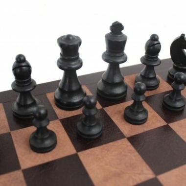 Alternative view of Staunton Schachspiel aus Holz und echtes italienisches Leder-Schachbrett mit Aufbewahrungskoffer