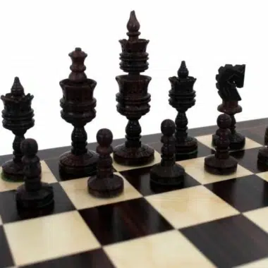Schachspiel aus dunklem Rosenholz mit geschnitzten Figuren – Bild 3