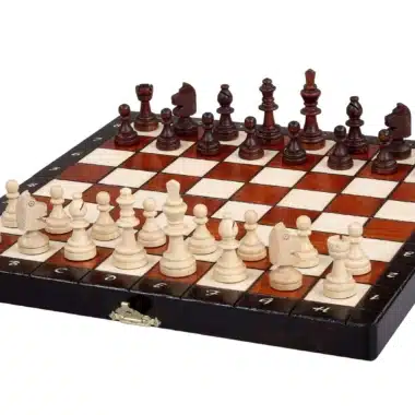 Kleines Magnetisches Schachspiel aus Holz mit Aufbewahrung