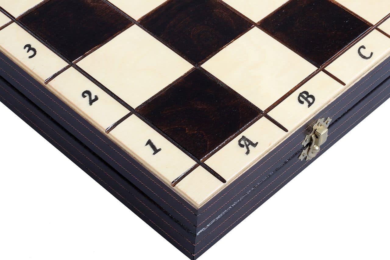 Schachspiel und Faltbrett aus Holz mit Verzierungen – Bild 7