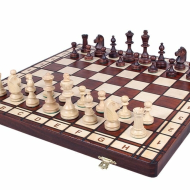 Klappschachbrett aus Holz mit Aufbewahrung und Holzschachfiguren
