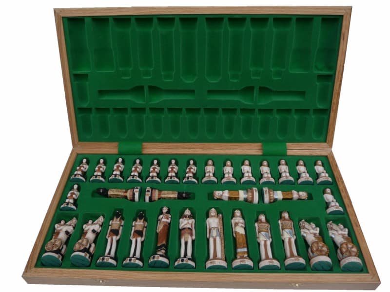 Große Figuren Ägypten und Klappschachbrett aus Holz mit Aufbewahrung – Bild 2