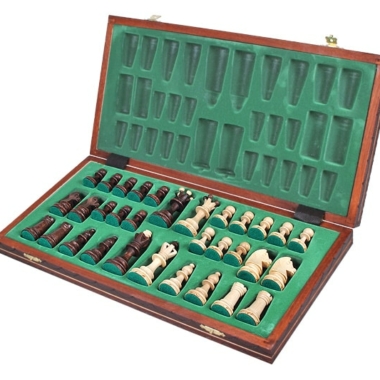 Alternative view of Dekorierte Schachfiguren aus Holz und faltbares Schachbrett aus Holz mit Aufbewahrung