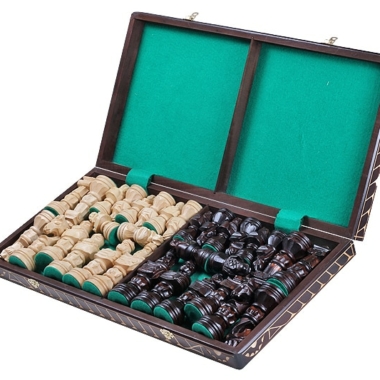 Alternative view of Schachspiel Gladiator aus geschnitztem Holz und faltbarem Schachbrett