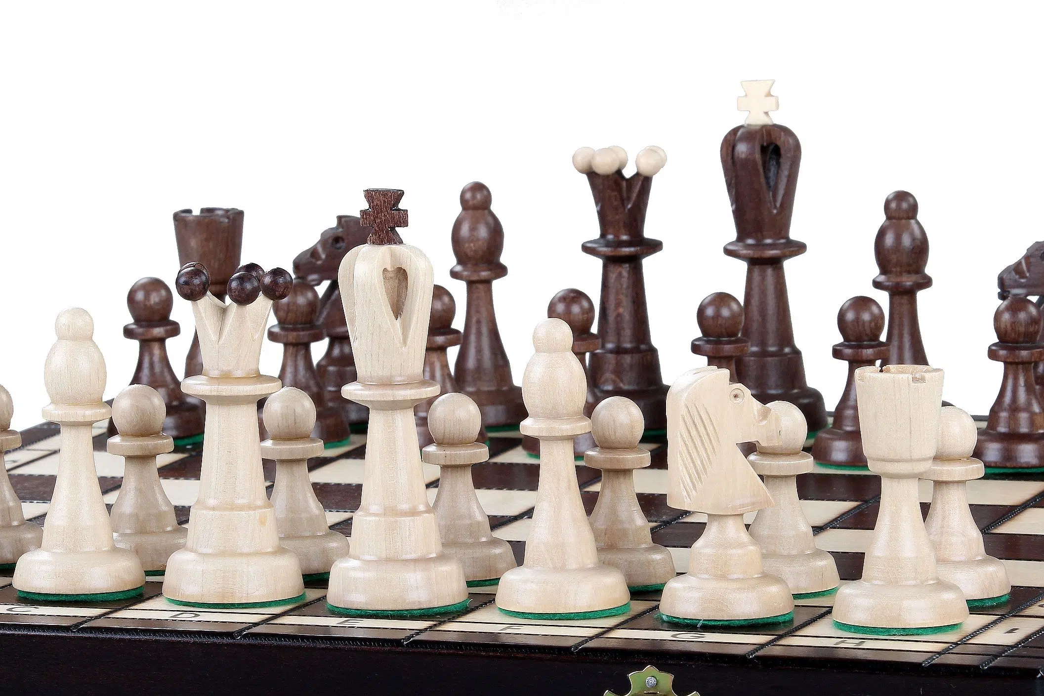 Schachspiel aus Holz und faltbares Schachbrett mit Aufbewahrung – Bild 5