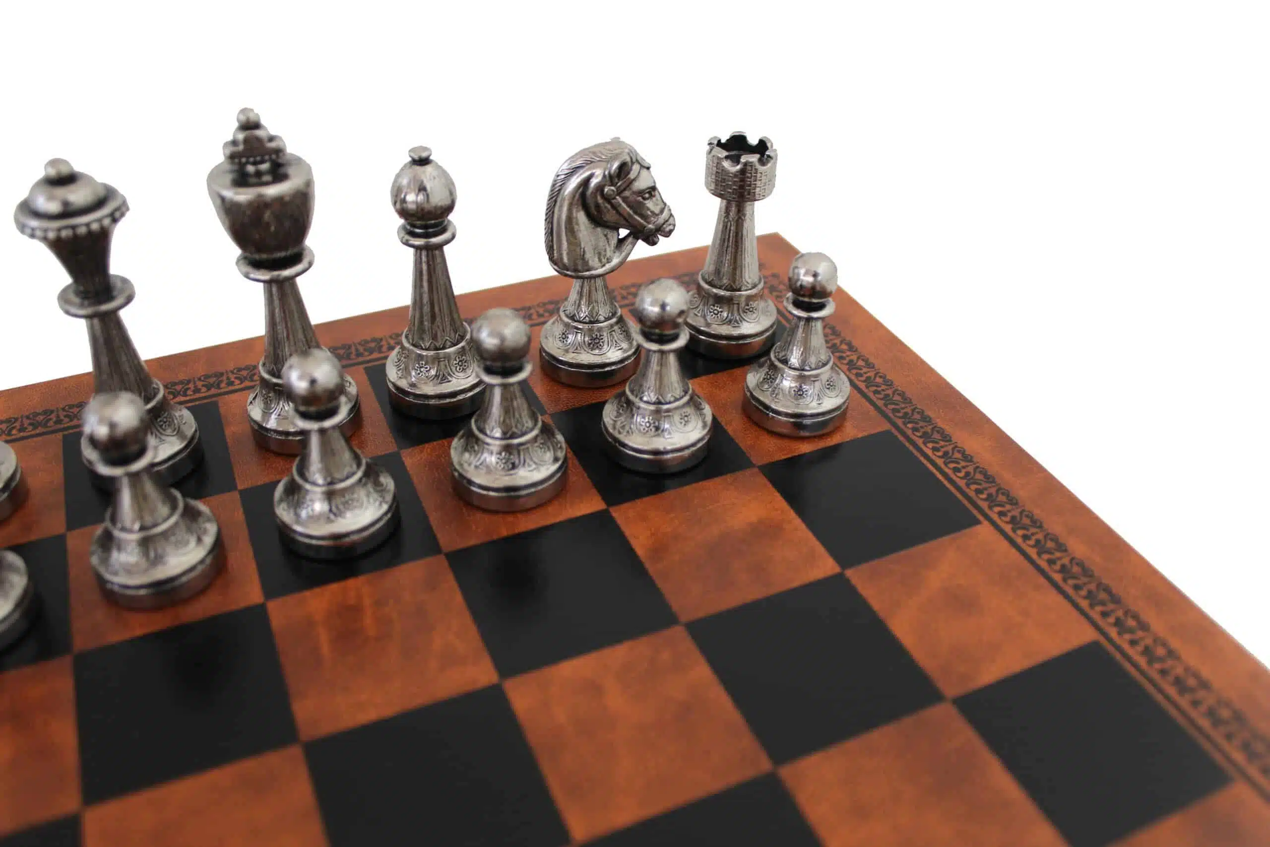 Staunton Schachspiel aus Metall & Schachbrett aus braunem Kunstleder – Bild 3