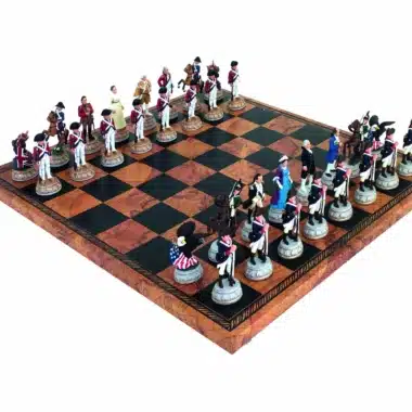 Komplettes Schachspiel zum Unabhängigkeitskrieg auf marmoriertem Kunstleder-Schachbrett