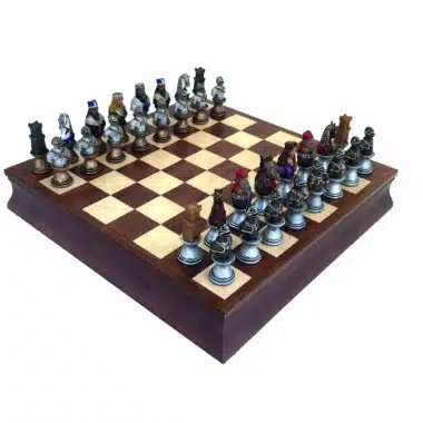 Schachset Büste Mittelalter V, Schachbrett mit Aufbewahrungsbox und bemalten Figuren