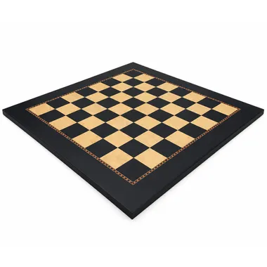 Schachbrett Jeu de la Dame von vorne, schwarze Felder und Eschenwurzel
