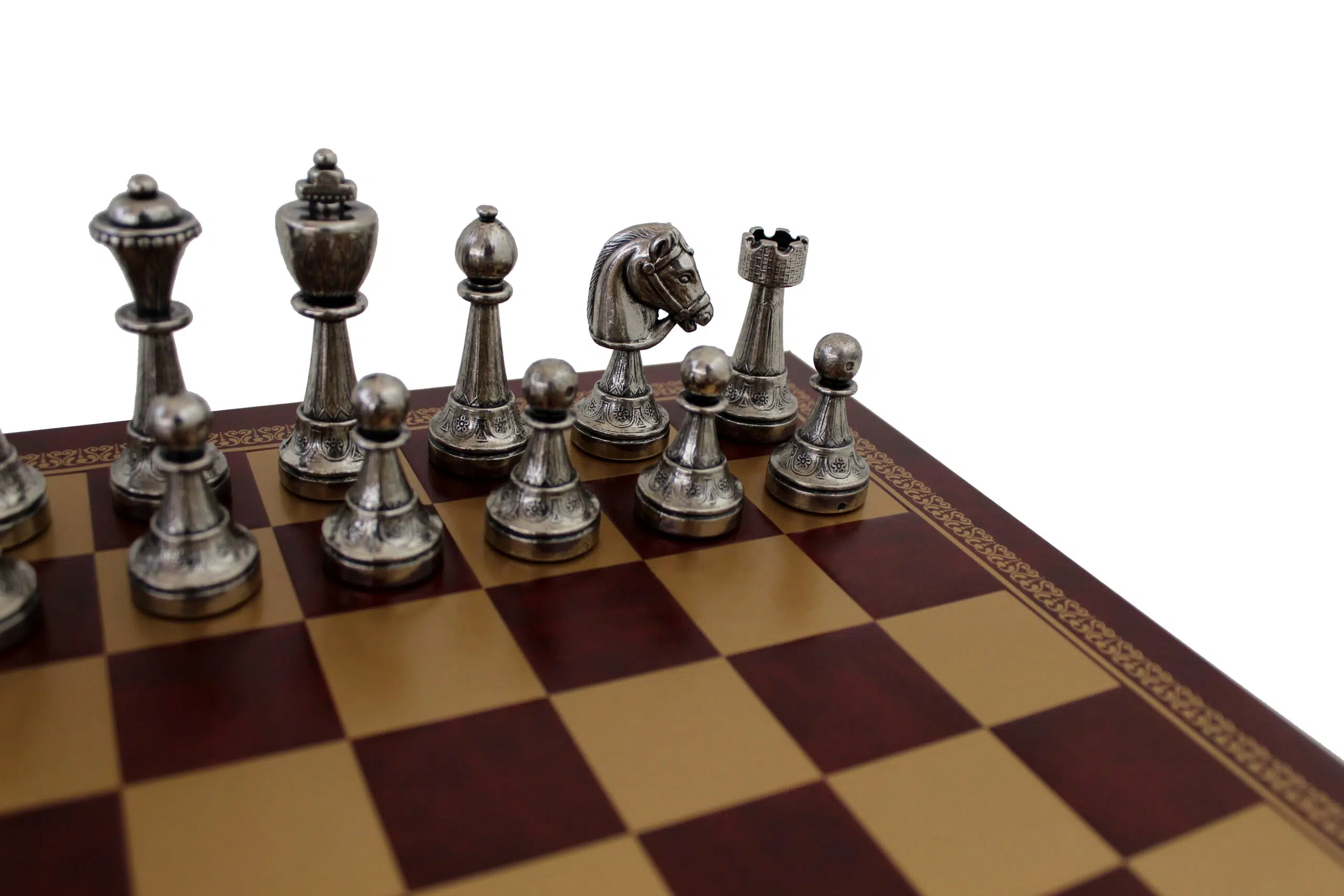 Staunton Schachspiel aus Metall & Schachbrett aus rotem / goldenem Kunstleder – Bild 3