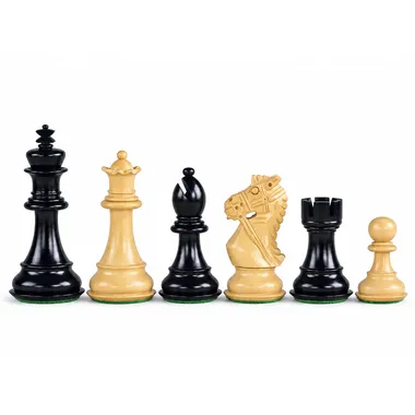 Schachfiguren aus Buchsbaum und ebonisiertem Buchsbaum, Springer und Turm im Detail
