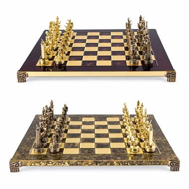 Schachspiel Griechische Mythologie, goldene und braune Figuren, zwei Brettansichten