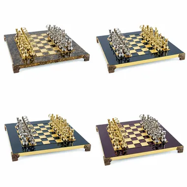 Komplettes Schachset Bogenschützen, silberne und goldene Figuren, vier Farbtöne