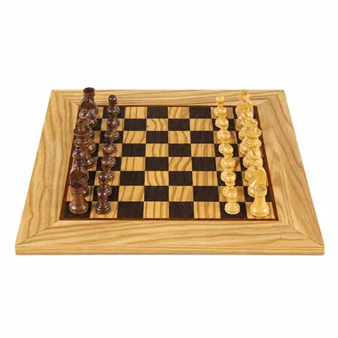 Komplettes Schachspiel aus Rosenholz und Buchsbaum auf Olivenholz-Schachbrett 40×40 cm