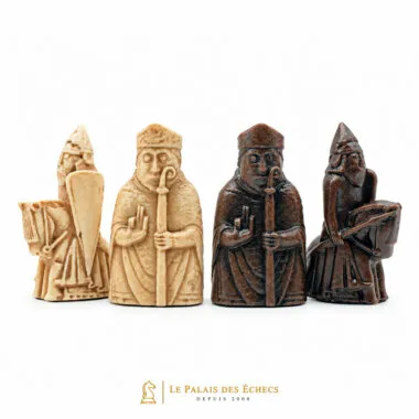 Schachfiguren Isle of Lewis, Detail von geschnitzten Königen und Bischöfen