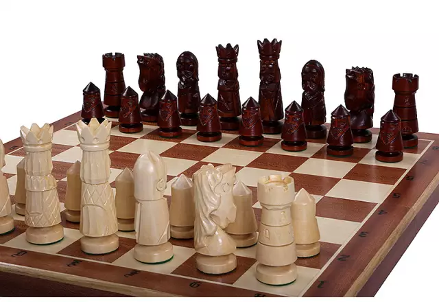 Jeu d’Echecs du Château Grand Format en Bois Réalisé à la Main – Echiquier 59 cm