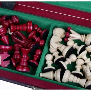 Ensemble de Jeu d’Echecs Polonais en Bois – Pièces en Bois d'Erable et Sycomore sur Echiquier en Hêtre et Bouleau