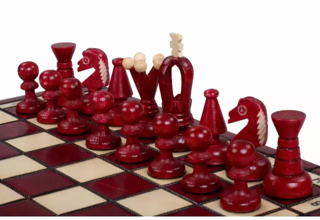 Ensemble de Jeu d’Echecs Polonais en Bois – Pièces en Bois d'Erable et Sycomore sur Echiquier en Hêtre et Bouleau