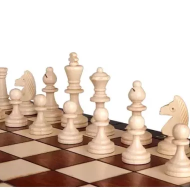 Magnetisches Schachspiel 35 × 35 cm – Magnetisches Holzschachbrett mit Staunton-Figuren