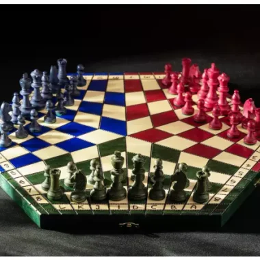 3-Spieler-Schachspiel aus Holz – Dreifarbiges hexagonales Set mit Staunton-Figuren