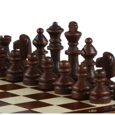 Jeu d'Echecs Magnétique Mini en Bois – Compact et Pratique pour Voyager