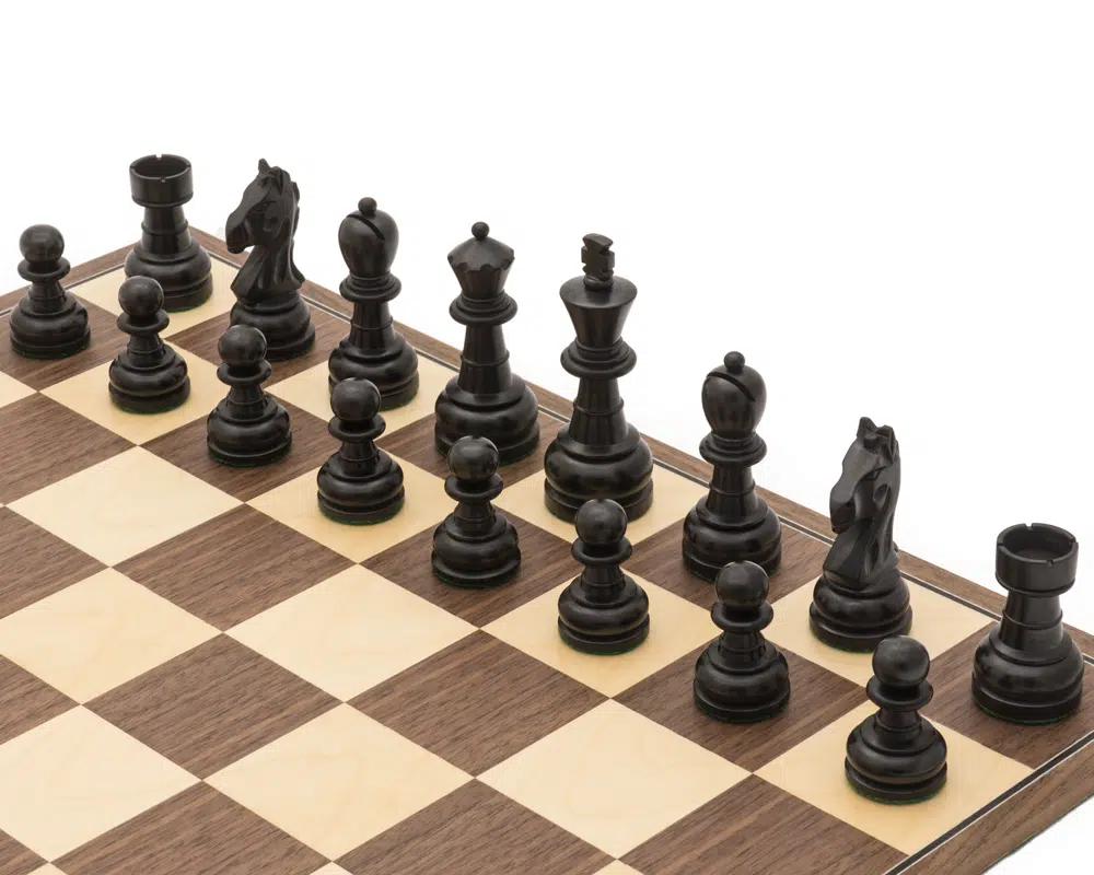 Ensemble d’échecs Emerald avec échiquier pliant