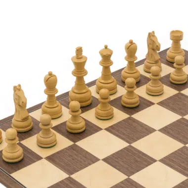 Ensemble d’échecs Emerald avec échiquier pliant