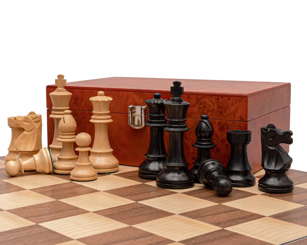 Ensemble d’échecs pliant Conquest en Noyer et Noir