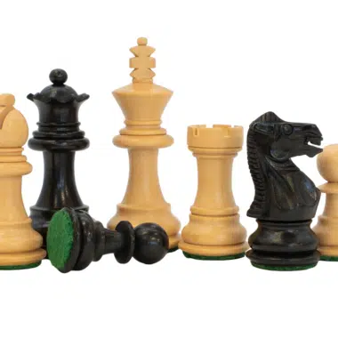 Elegante und raffinierte Kingsclere-Schachfiguren