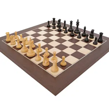 Jeu d'Échecs Miniature Luxe Couronnement vu de dessus, pièces sur l'échiquier - Le Palais Des Echecs