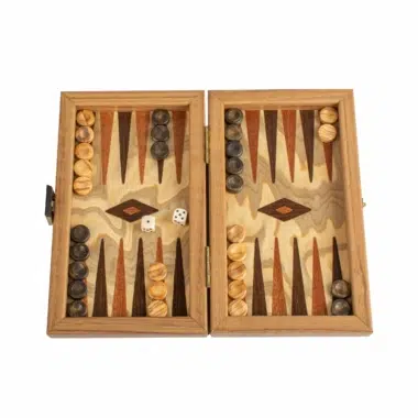 Kleines Backgammon aus Naturkork mit kubischem Design - Holzsteine