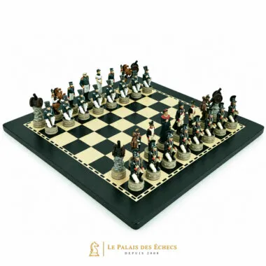 Set Napoleon Russlandfeldzug IV Schachspiel aus Harz und Schachbrett aus schwarz und elfenbeinfarben gebeiztem Holz
